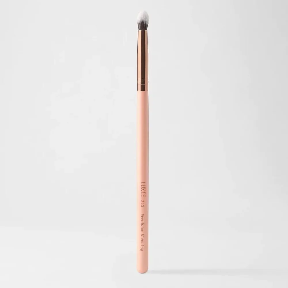 5/$25💜 Luxie 243 Rose Gold Precision Blender Brush